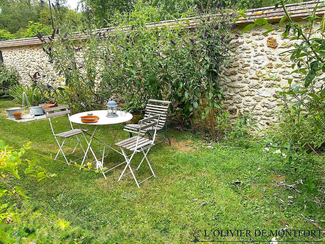 Maison Montfort L Amaury 4 pièce(s) 80 m² - photo 13