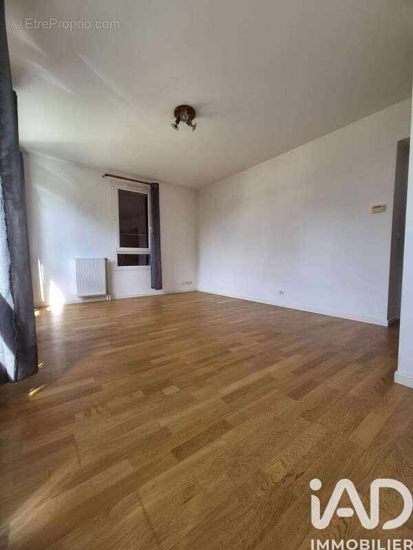 Photo 8 - Appartement à LES MUREAUX