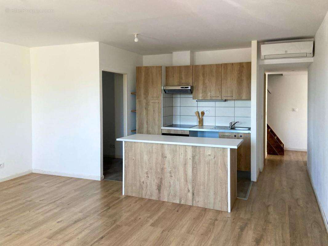 Appartement 163 m² à Saint-Loubes  - photo 6
