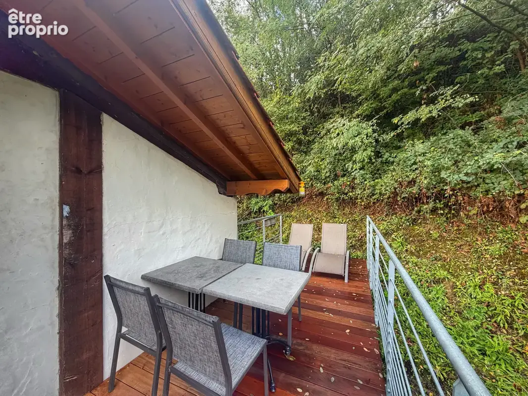 Ensemble immobilier murs commerciaux et appartement - photo 11