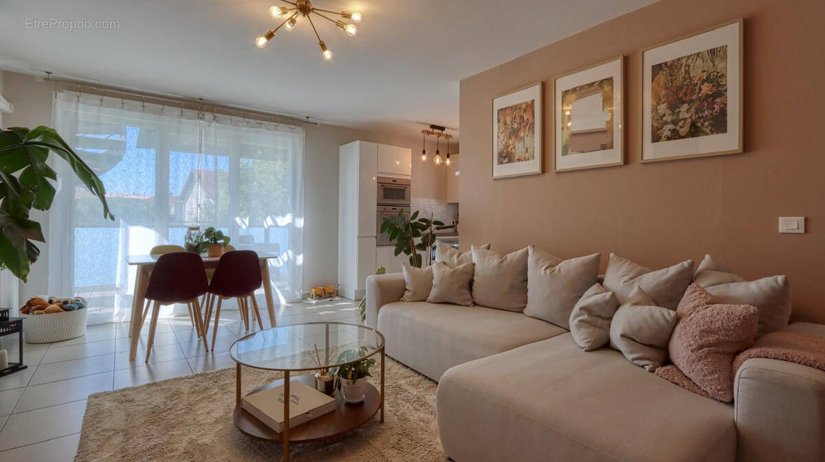 Appartement à FEYZIN