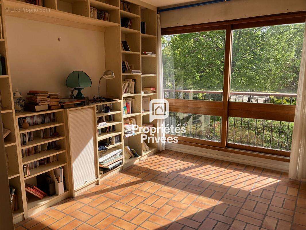Appartement à LE CHESNAY