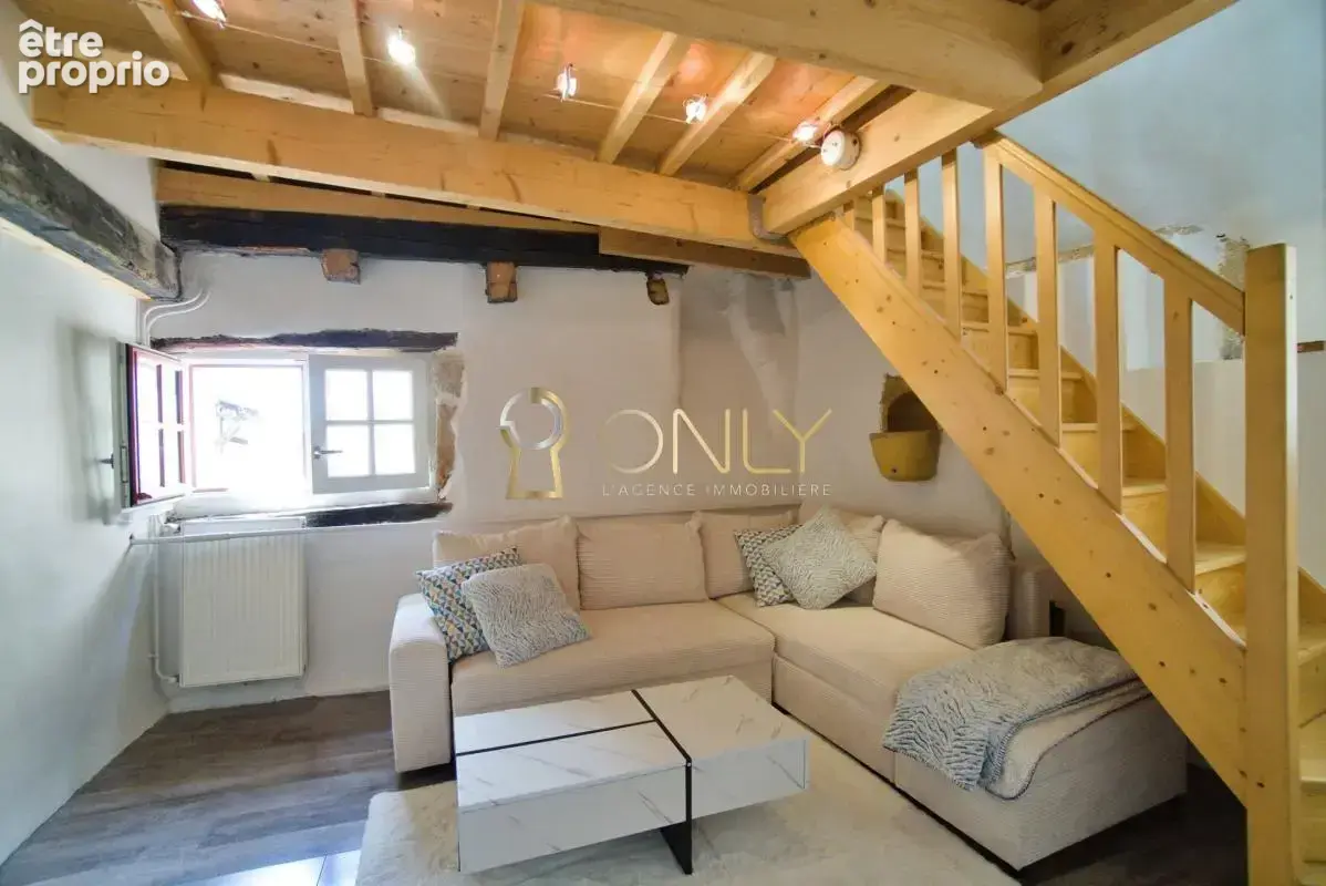 Trévoux - Maison de village - 83 m² habitables - 2 chambres - photo 2