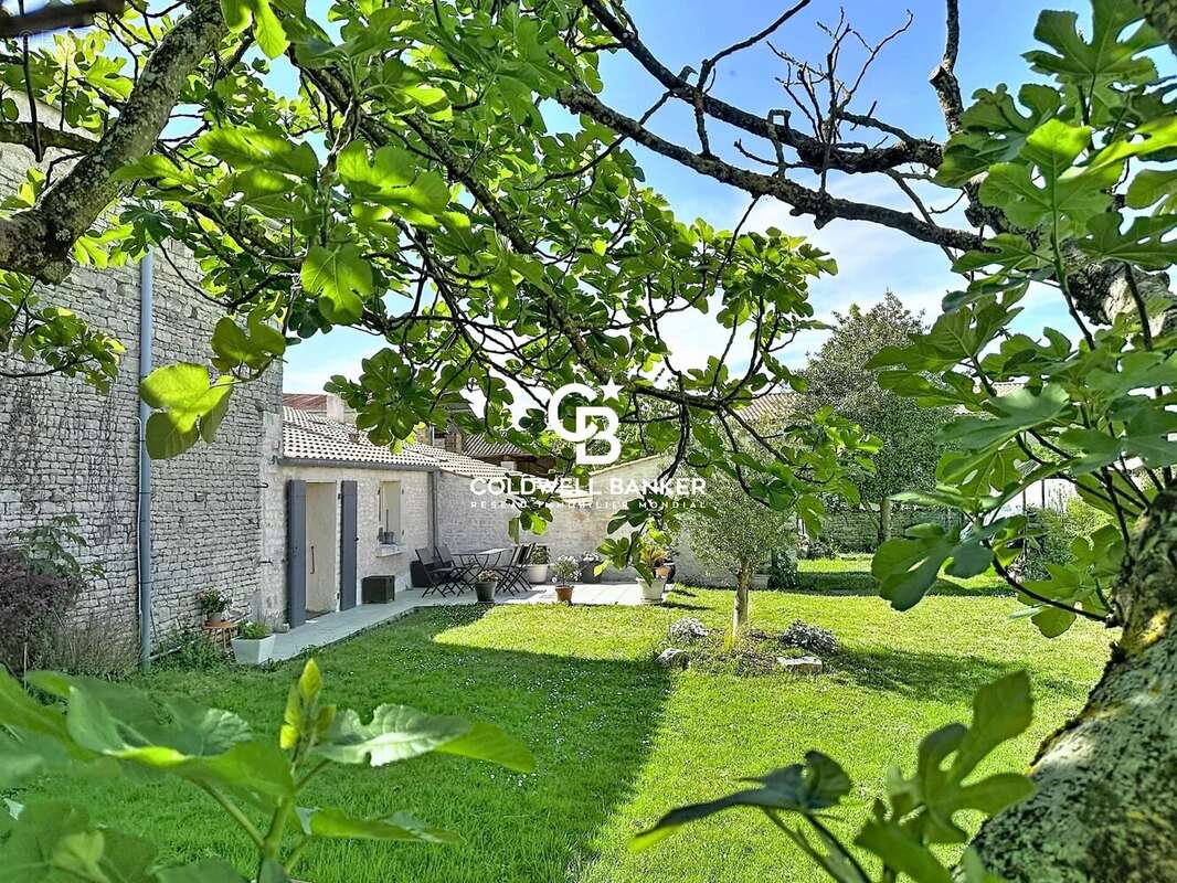 Maison à COURCON