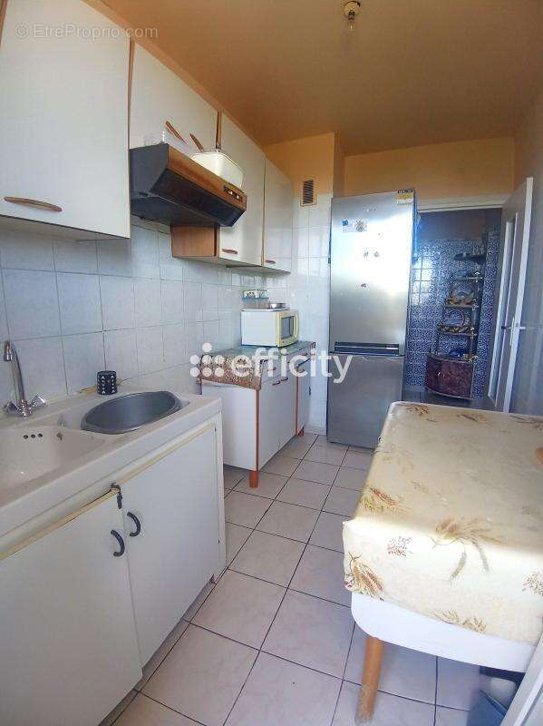 Appartement à SORGUES