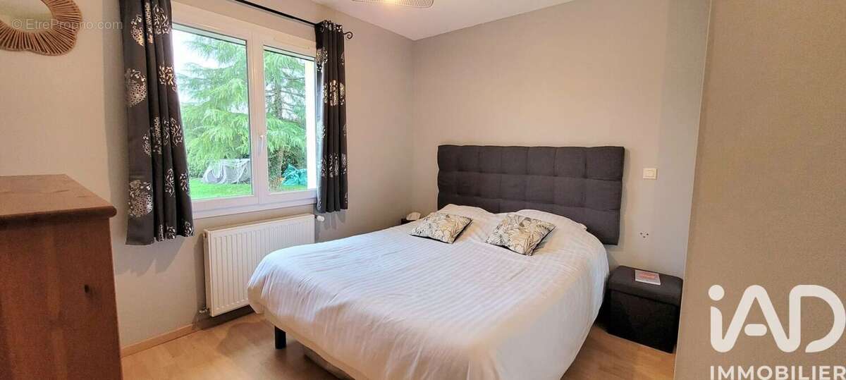 Photo 9 - Maison à ROCHES-PREMARIE-ANDILLE