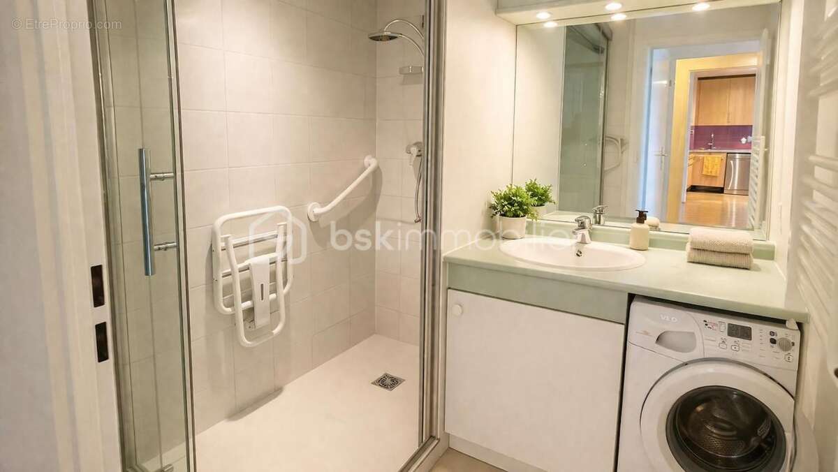 Appartement à LE BLANC-MESNIL