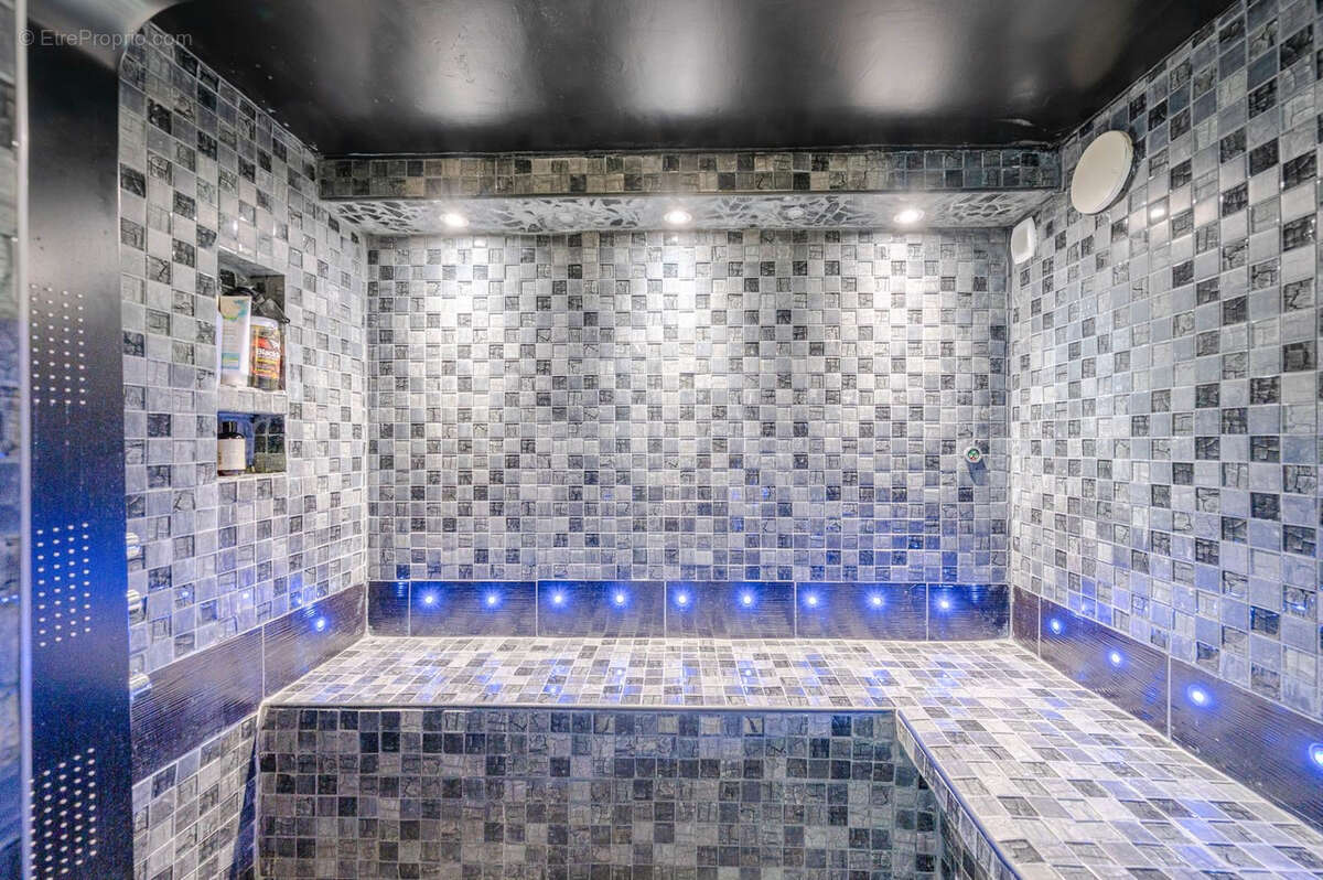 Maison à MARSEILLE-4E