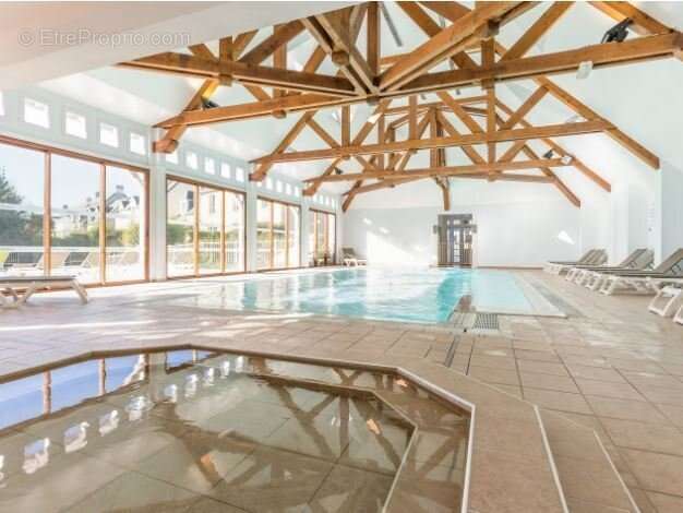 Maison à PORT-EN-BESSIN-HUPPAIN