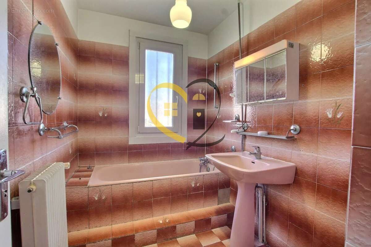 Maison à SAINT-MARTIN-D'AUXIGNY