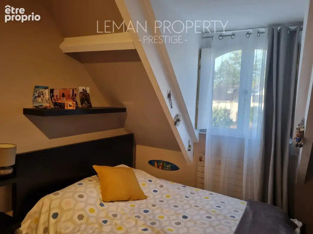 Maison familiale avec jardins, terrasse et véranda - photo 8