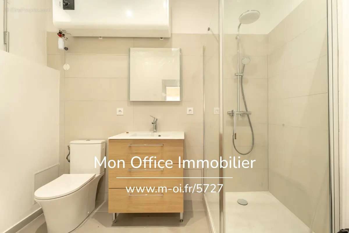 Appartement à VENELLES