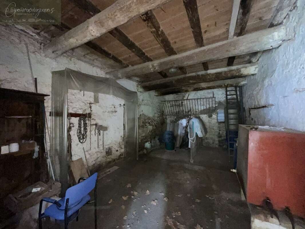 Maison à MILHAUD