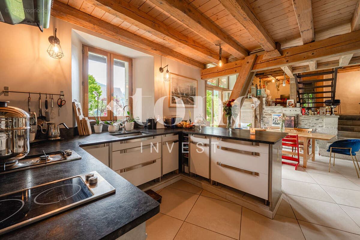 Maison à NAVES-PARMELAN