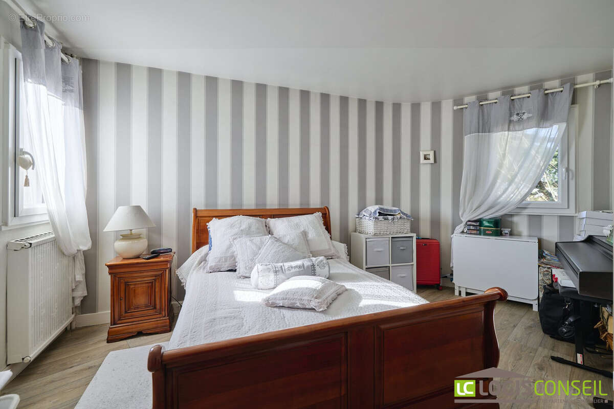 Appartement à CHATENAY-MALABRY