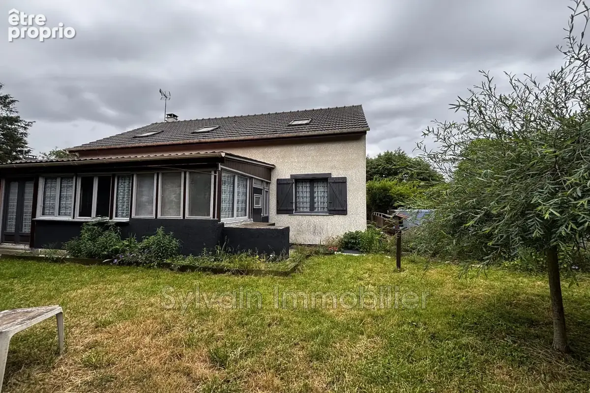 Photo Maison à Sainte-Genevieve au prix de 250 000€