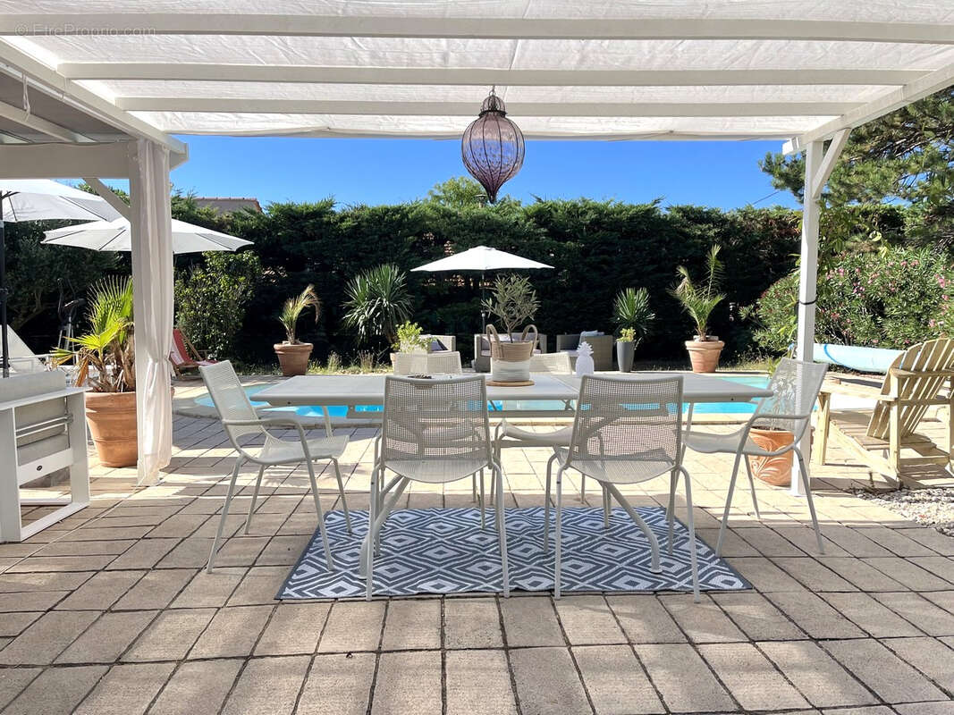 Maison à ROCHEFORT-DU-GARD