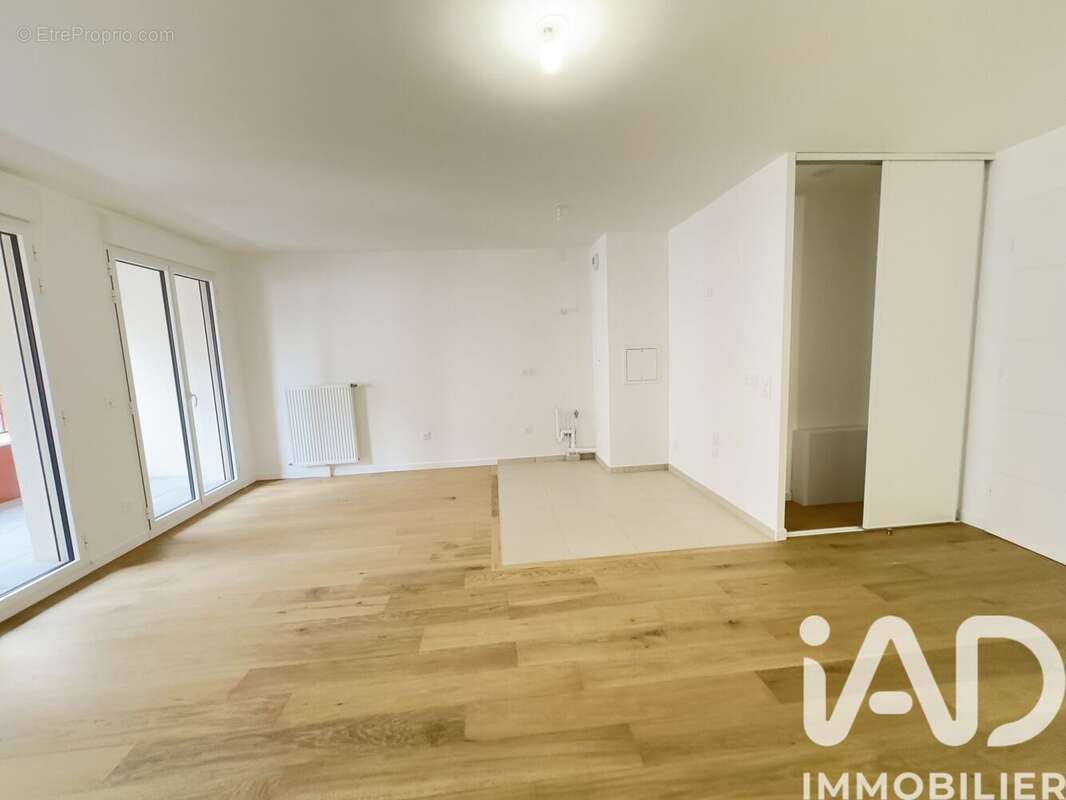 Photo 2 - Appartement à LE PLESSIS-ROBINSON