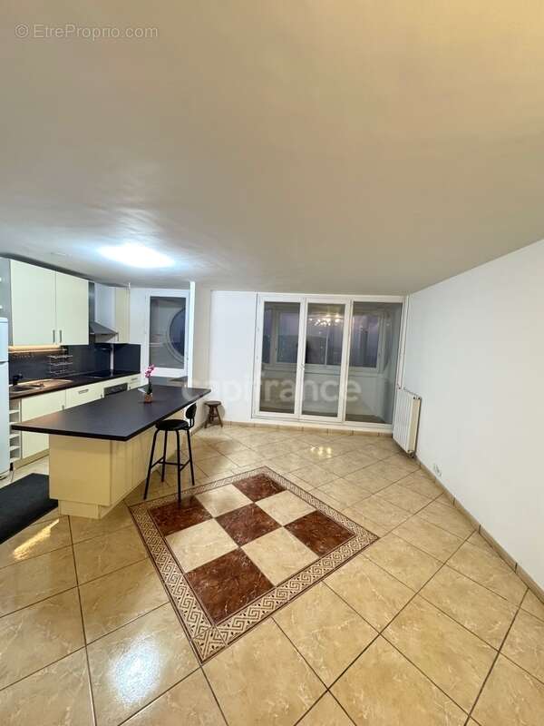 Appartement à SEVRAN