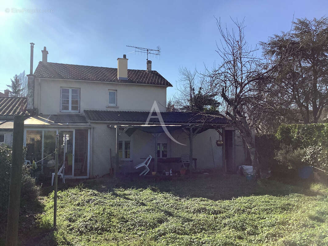 Maison à FONTENAY-LE-COMTE