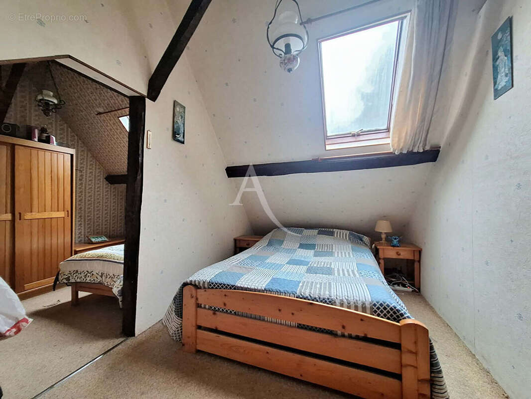 Maison à REGNIERE-ECLUSE