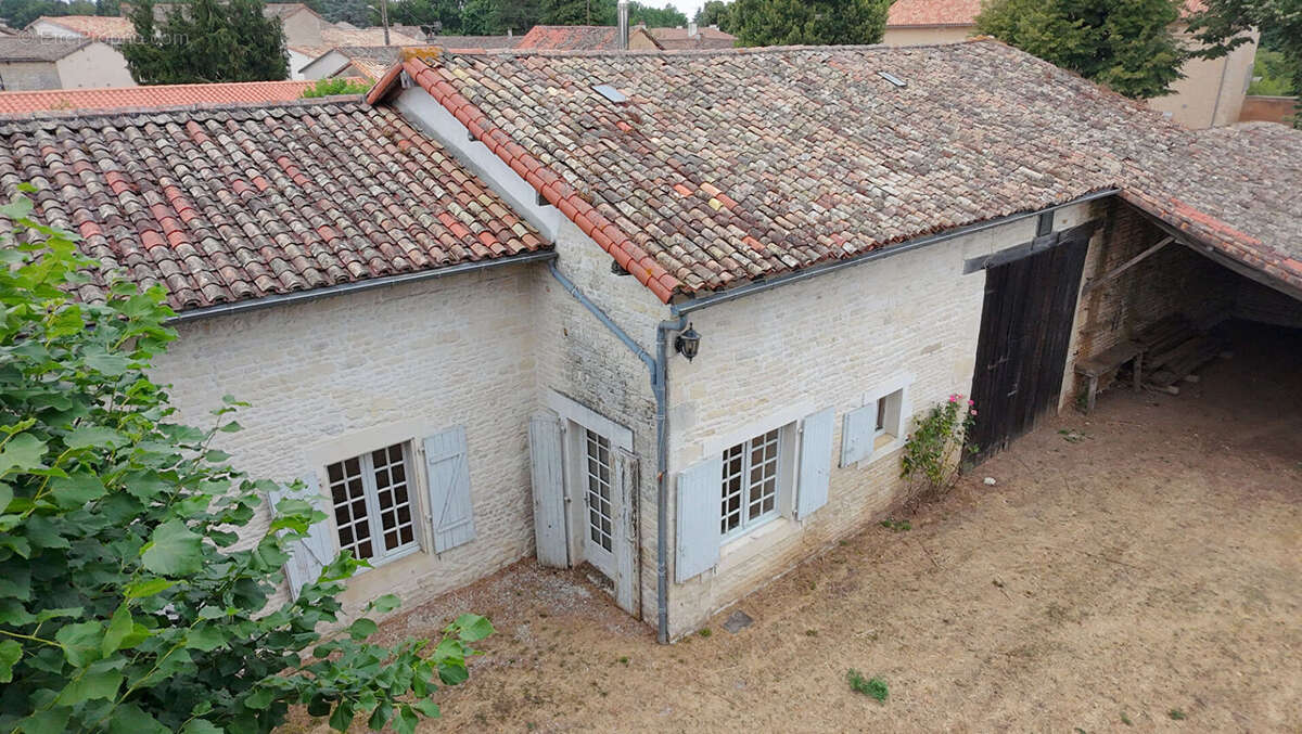 Maison 151m² à chaunay - photo 2