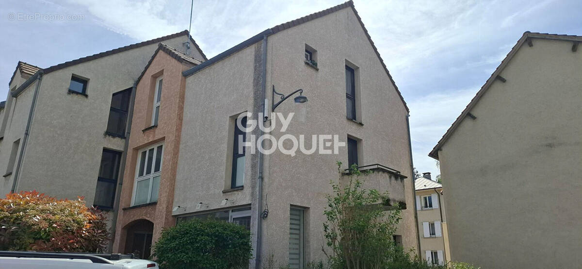Appartement à AUBERGENVILLE