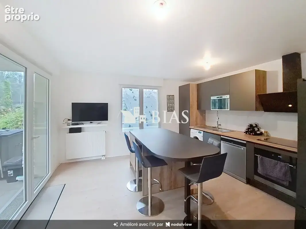 Appartement 64 m² à Pont-L'eveque  - photo 8