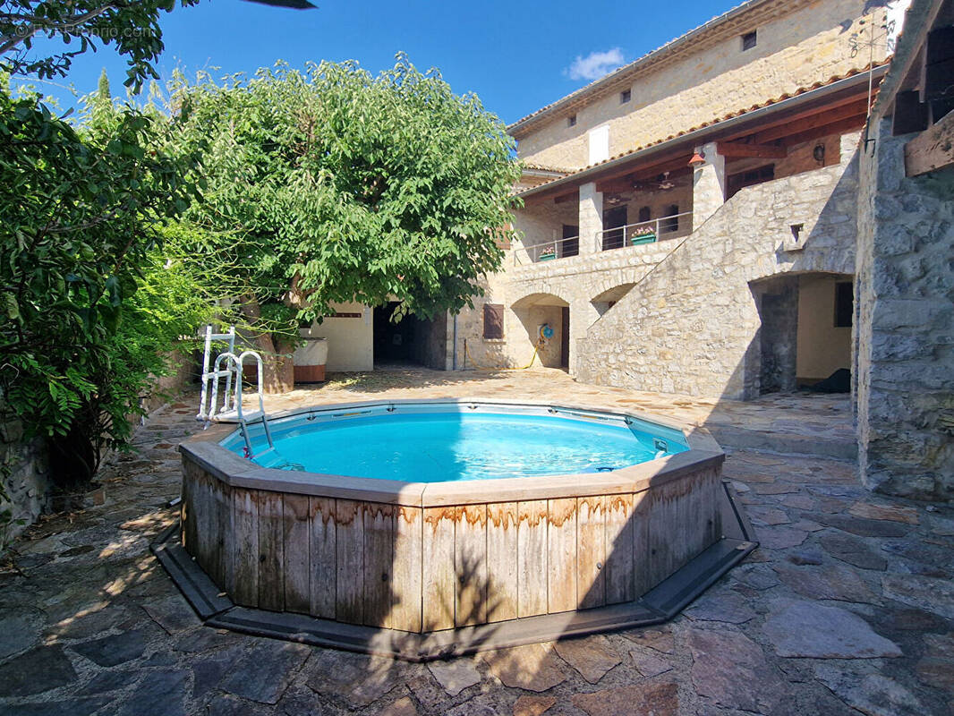 Maison à COURRY