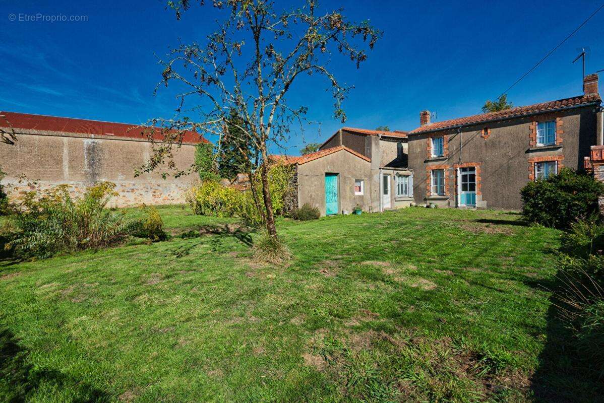 Maison à CHATEAU-THEBAUD