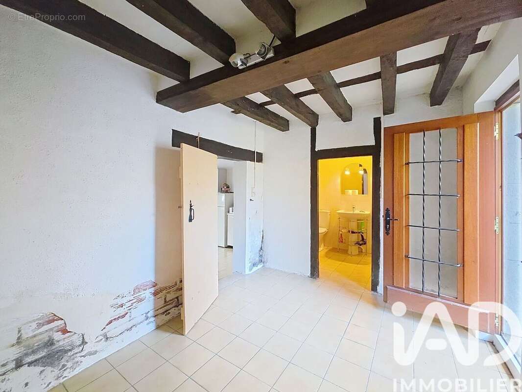 Maison 40 m² à Coullons  - photo 3