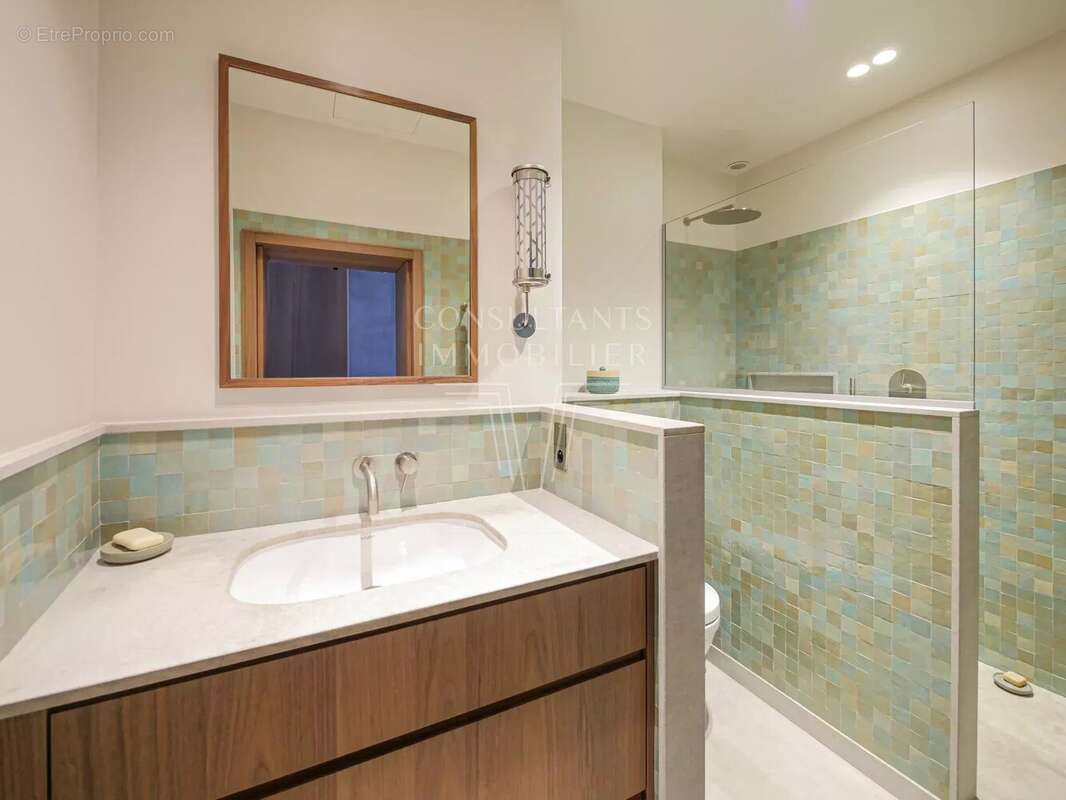 Appartement à PARIS-6E