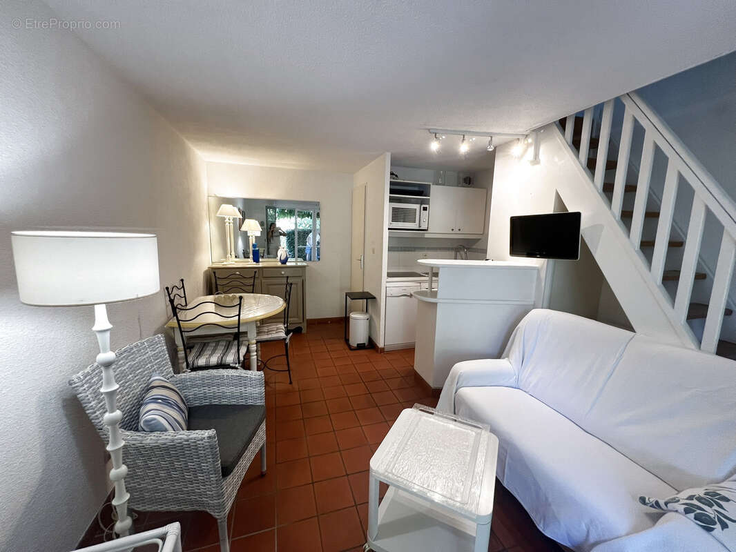 Joli mazet avec jardin dans residence avec piscine - photo 6