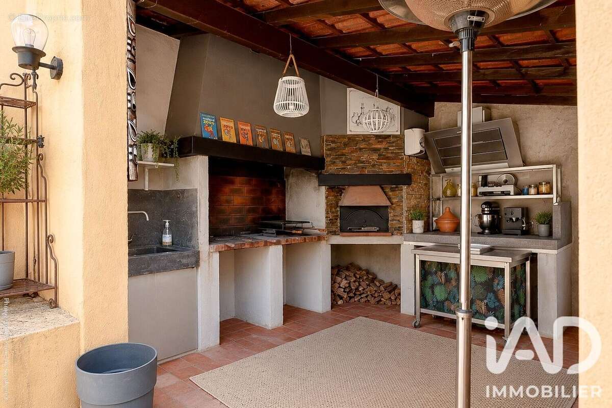 Maison 242 m² à Carnoux-En-Provence  - photo 9