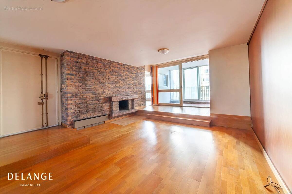 Appartement à IVRY-SUR-SEINE