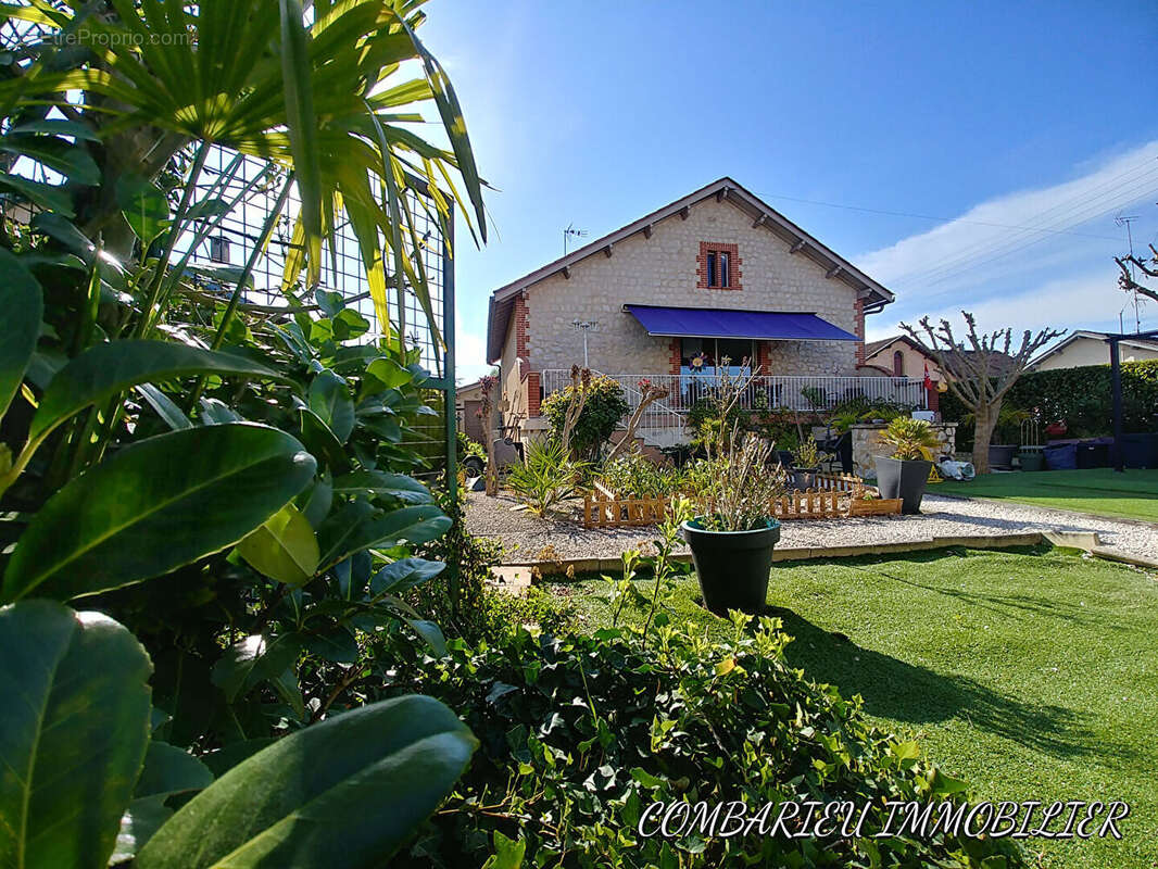 Maison à CAUSSADE