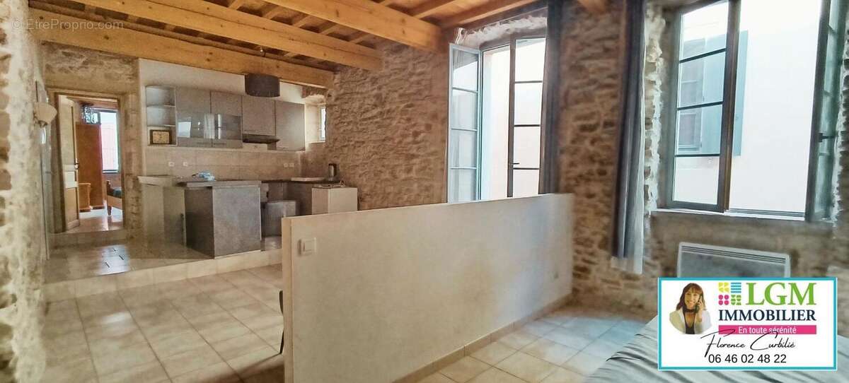 Appartement  2 pièces 53,22m² au premier étage d'une petite copropriété - photo 2