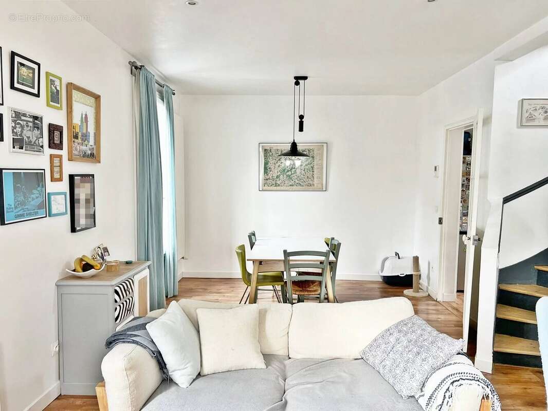 Maison à SAINT-MAUR-DES-FOSSES