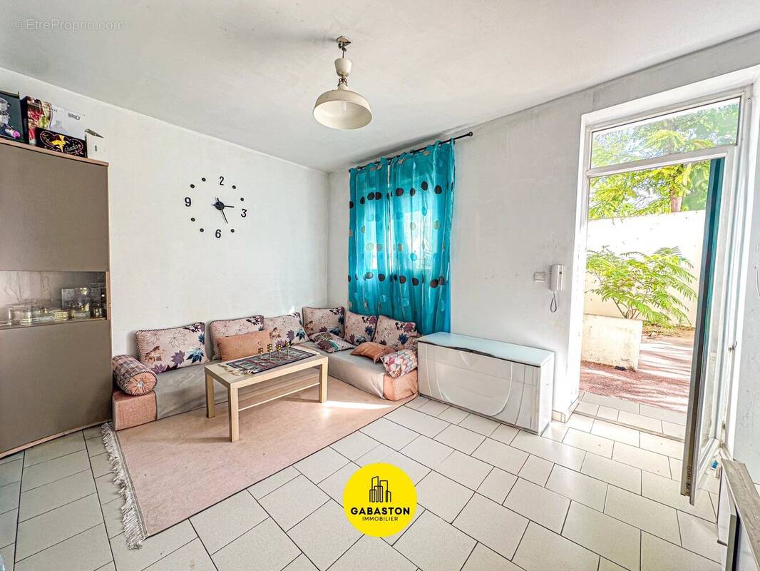 Appartement à MARSEILLE-13E
