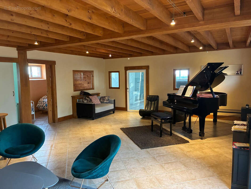 LE THOULT TROSNAY (51) à vendre superbe corps de ferme restauré sur un terrain clos de plus de 8600 m2 avec étang - photo 22