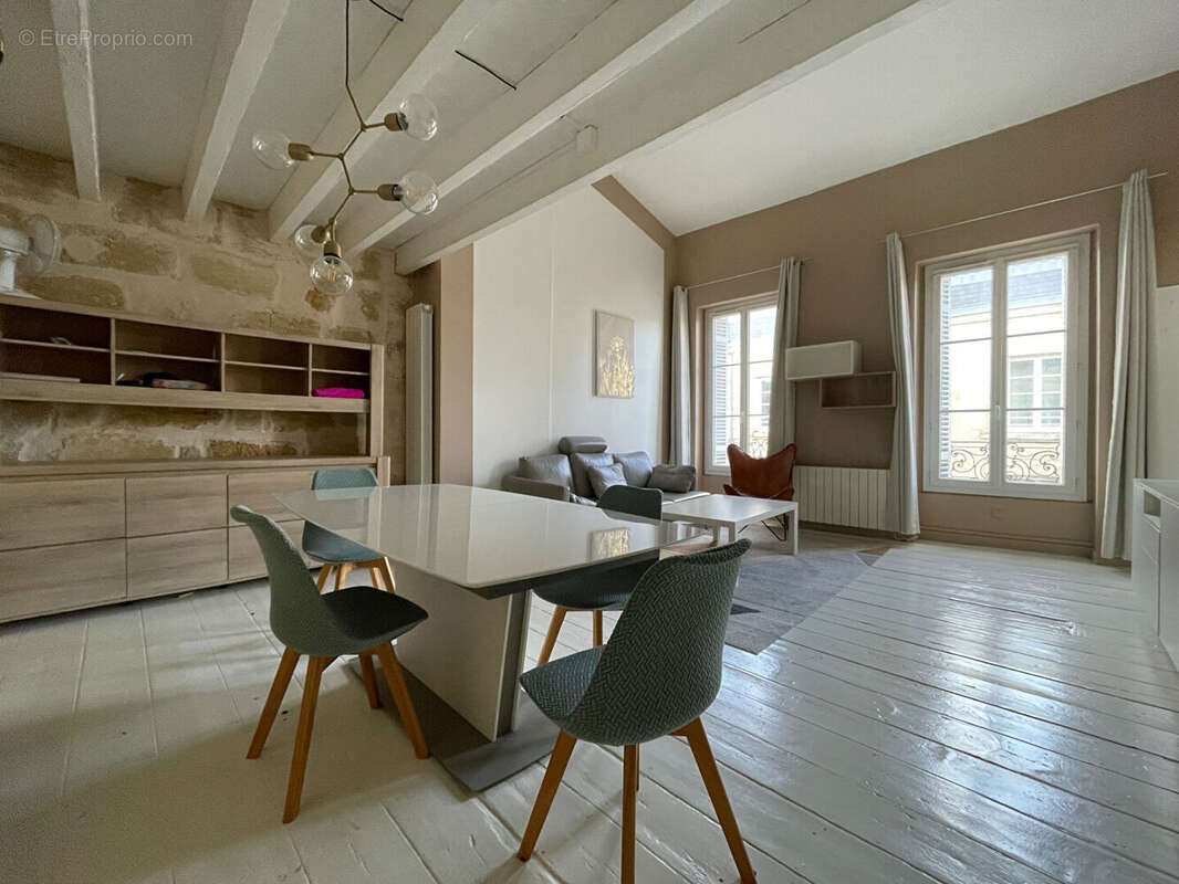 Appartement à BORDEAUX