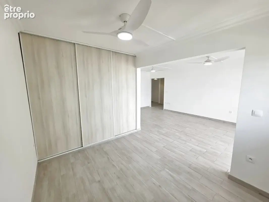 A vendre appartement T4 proche collège Saint Michel - photo 3