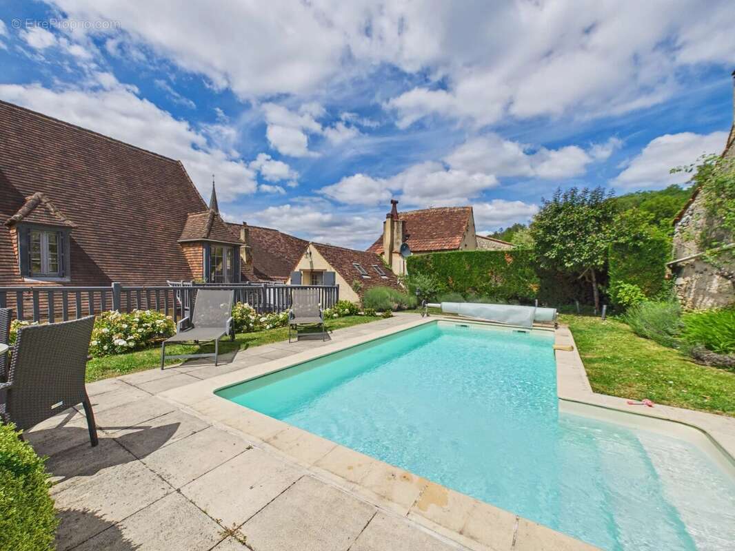 Charmante maison avec piscine à Le Bugue. - photo 2