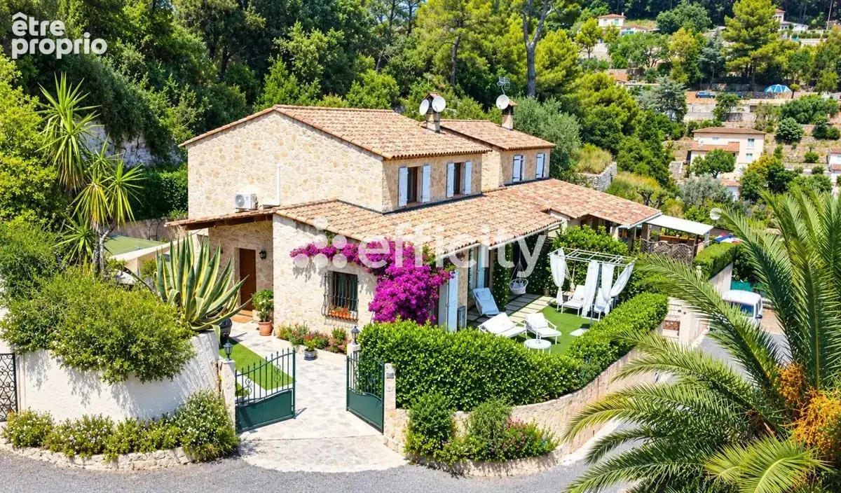 Maison à VALLAURIS
