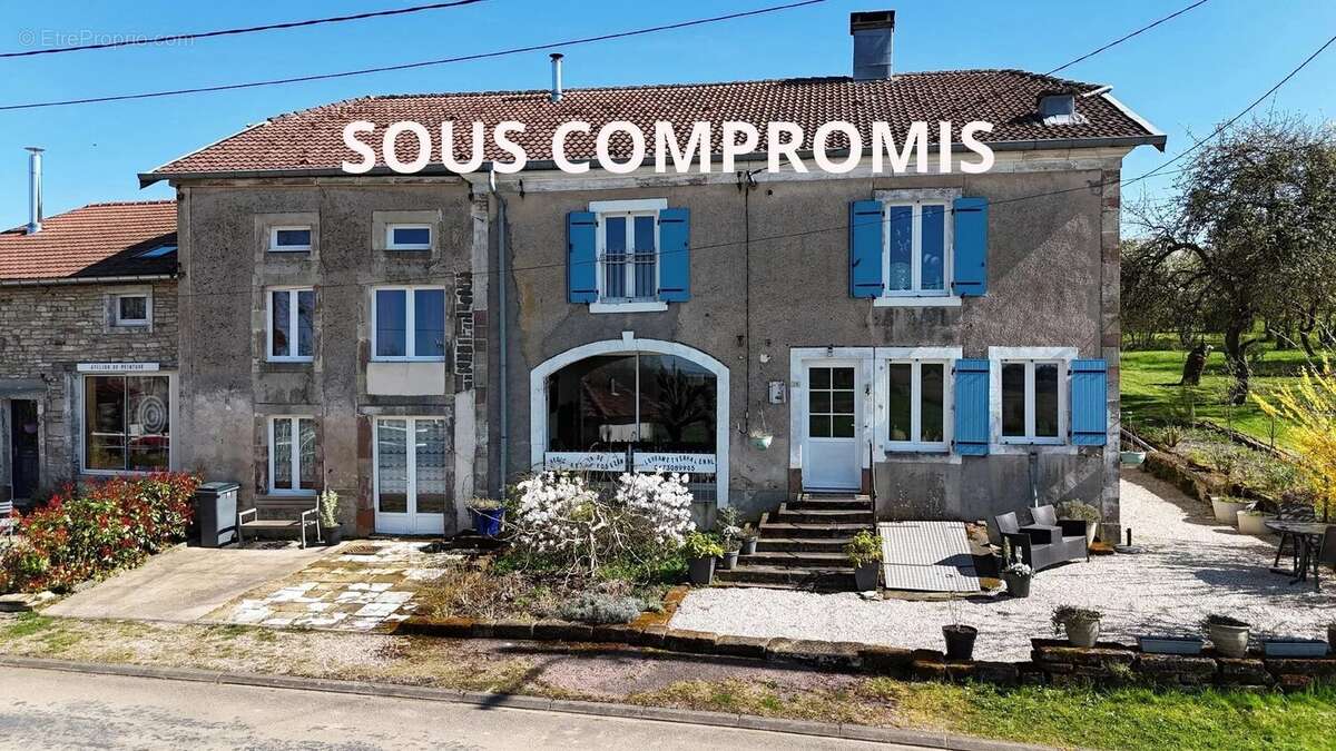 Maison à REGNEVELLE