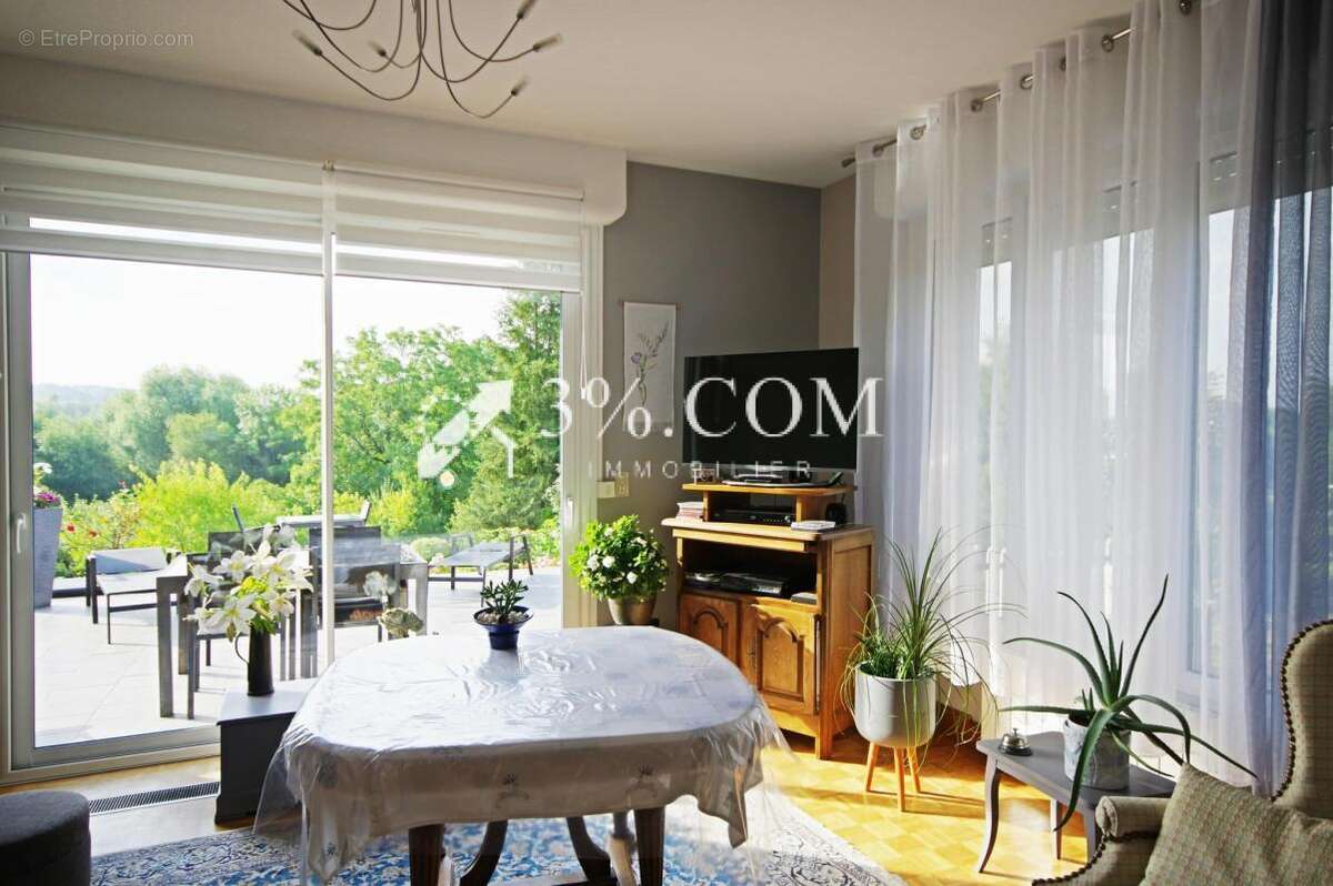 Maison à FLIXECOURT