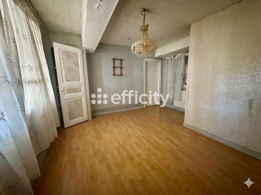 Appartement à THIERS