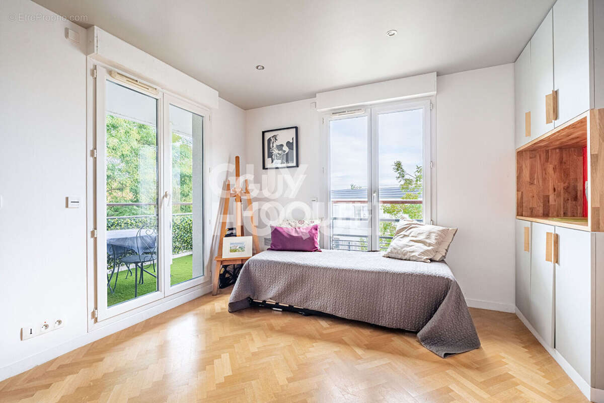 Appartement à BOIS-COLOMBES