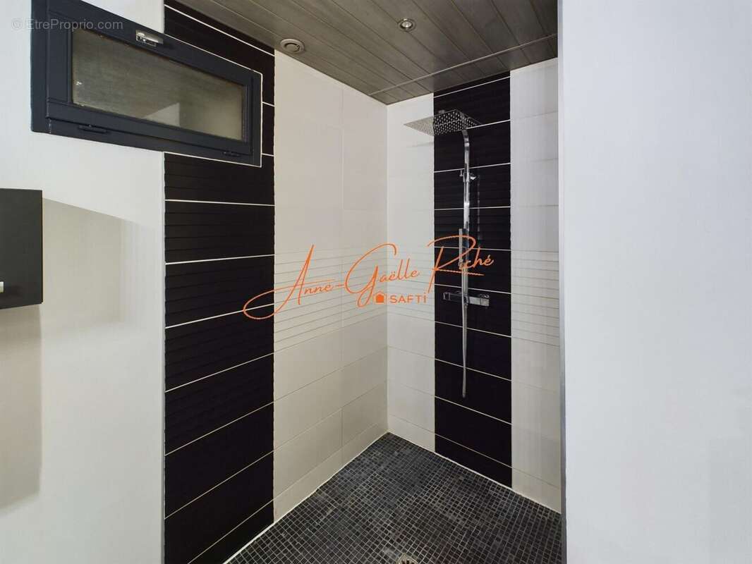 Photo 6 - Maison à ECHILLAIS