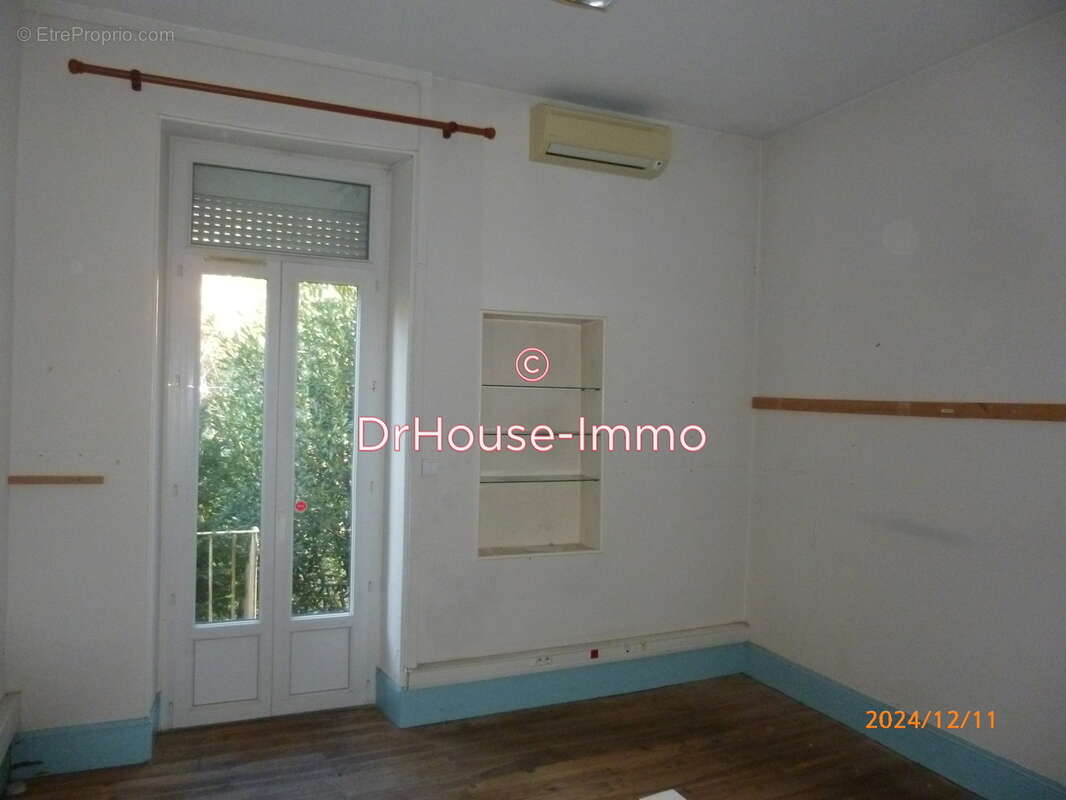 Commerce à PERIGUEUX